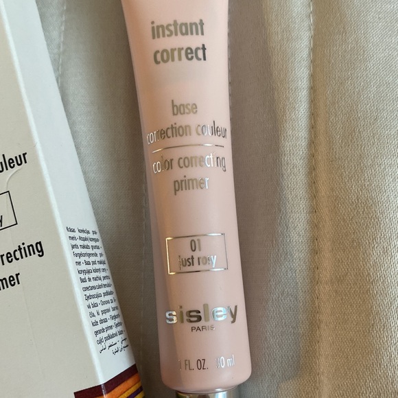 Sisley Instant Correct Color Correcting Primer - Picture 2 of 3